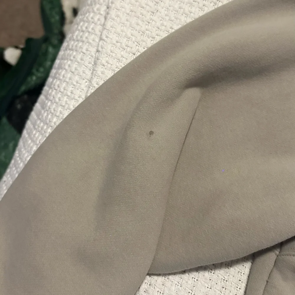 COMFRT Minimalist Hoodie and Sweatpants Set in Cement - Picture 8 of 14
